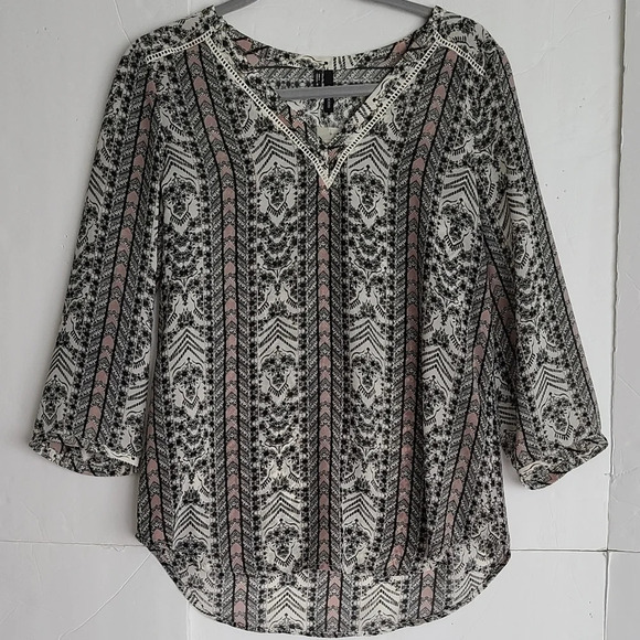 NWT Maurices blouse  women's size S - Picture 1 of 10